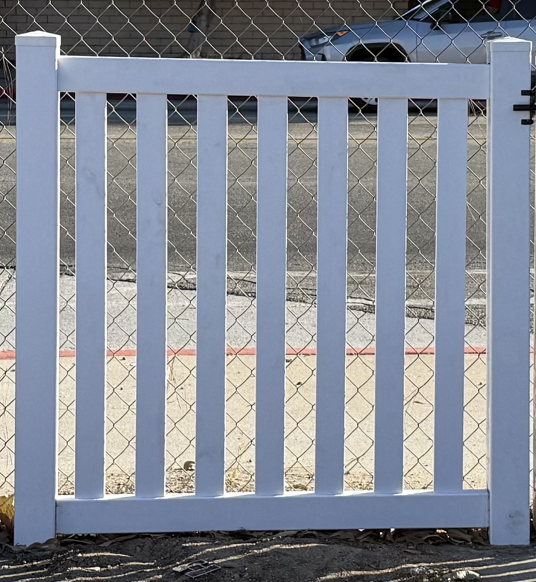 4'x8' White Flat Top Picket Fence